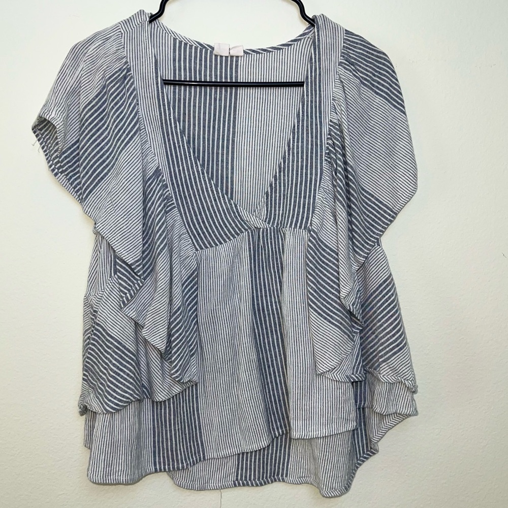 Melrose and Market Short Sleeve Flowy Blouse